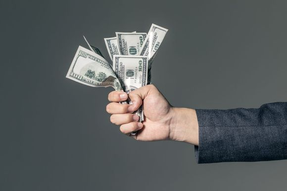 南通讨债公司的收费标准是什么？是按回款比例还是固定收费？